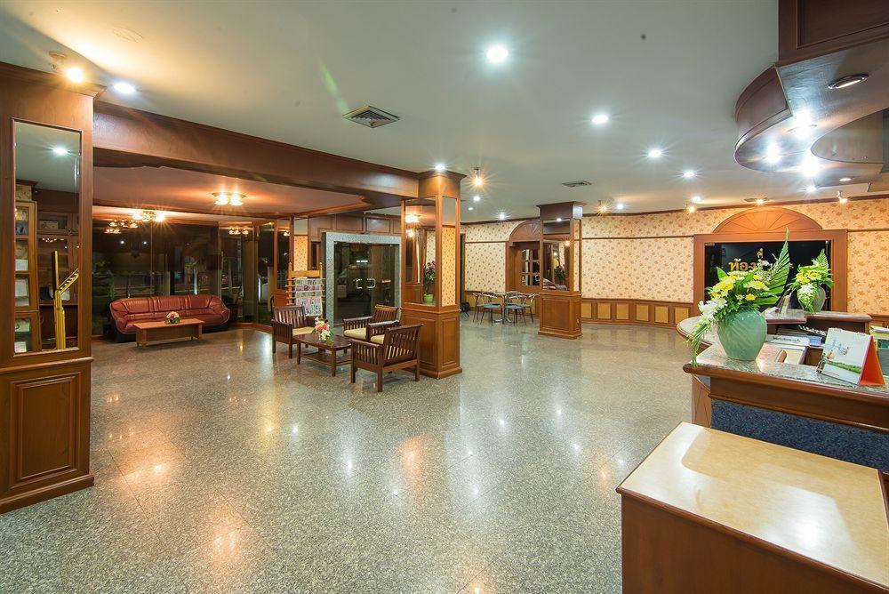 Krabi Royal Hotel Exterior foto