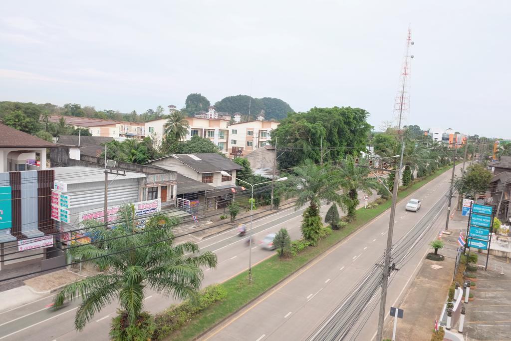Krabi Royal Hotel Exterior foto